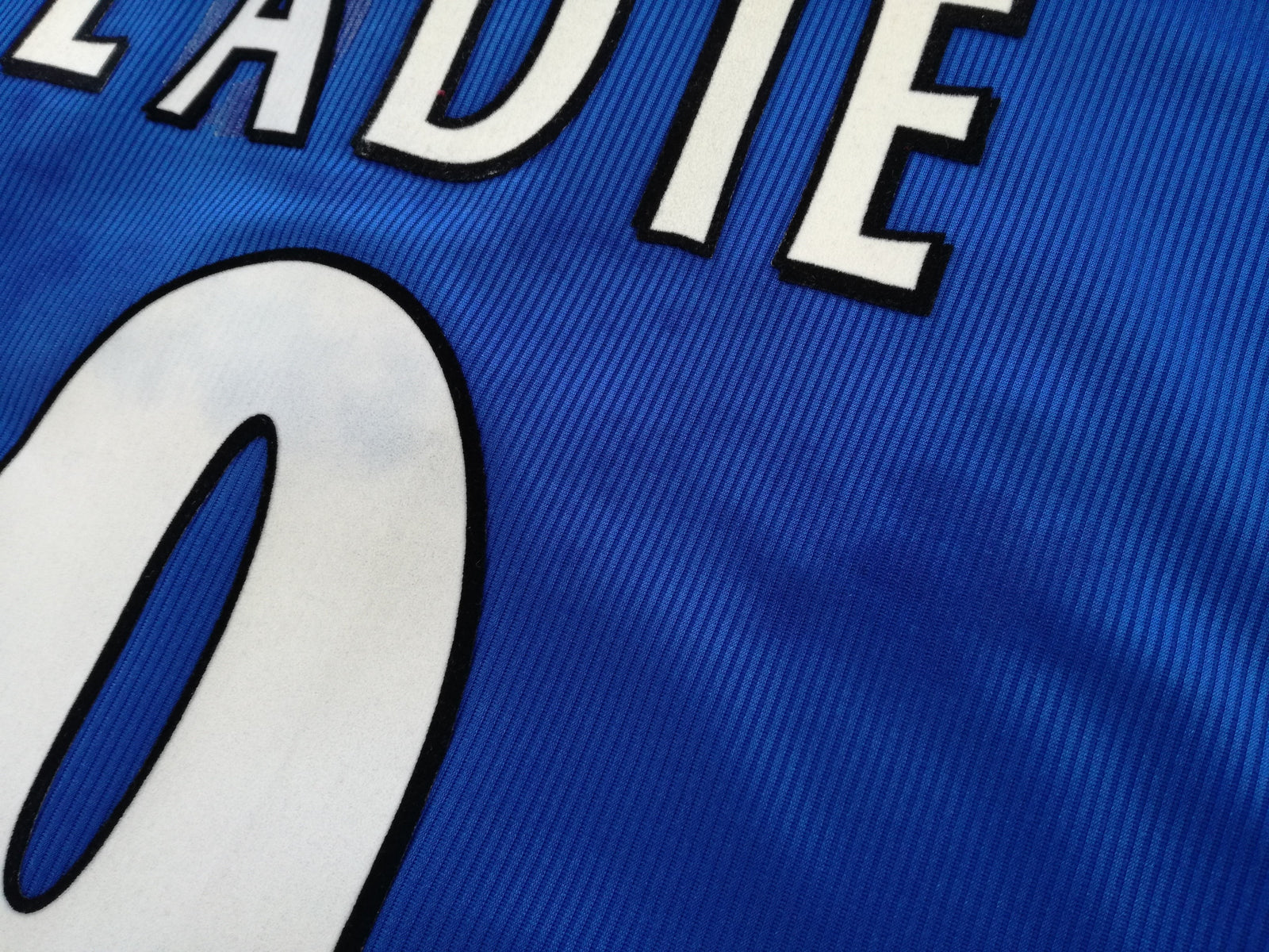 2001/02 Leicester City Home Premier League Football Shirt Eadie #9 (L)