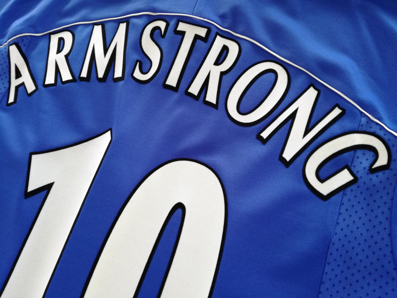 2001/02 Ipswich Town Home Football Shirt Armstrong #10 (S)