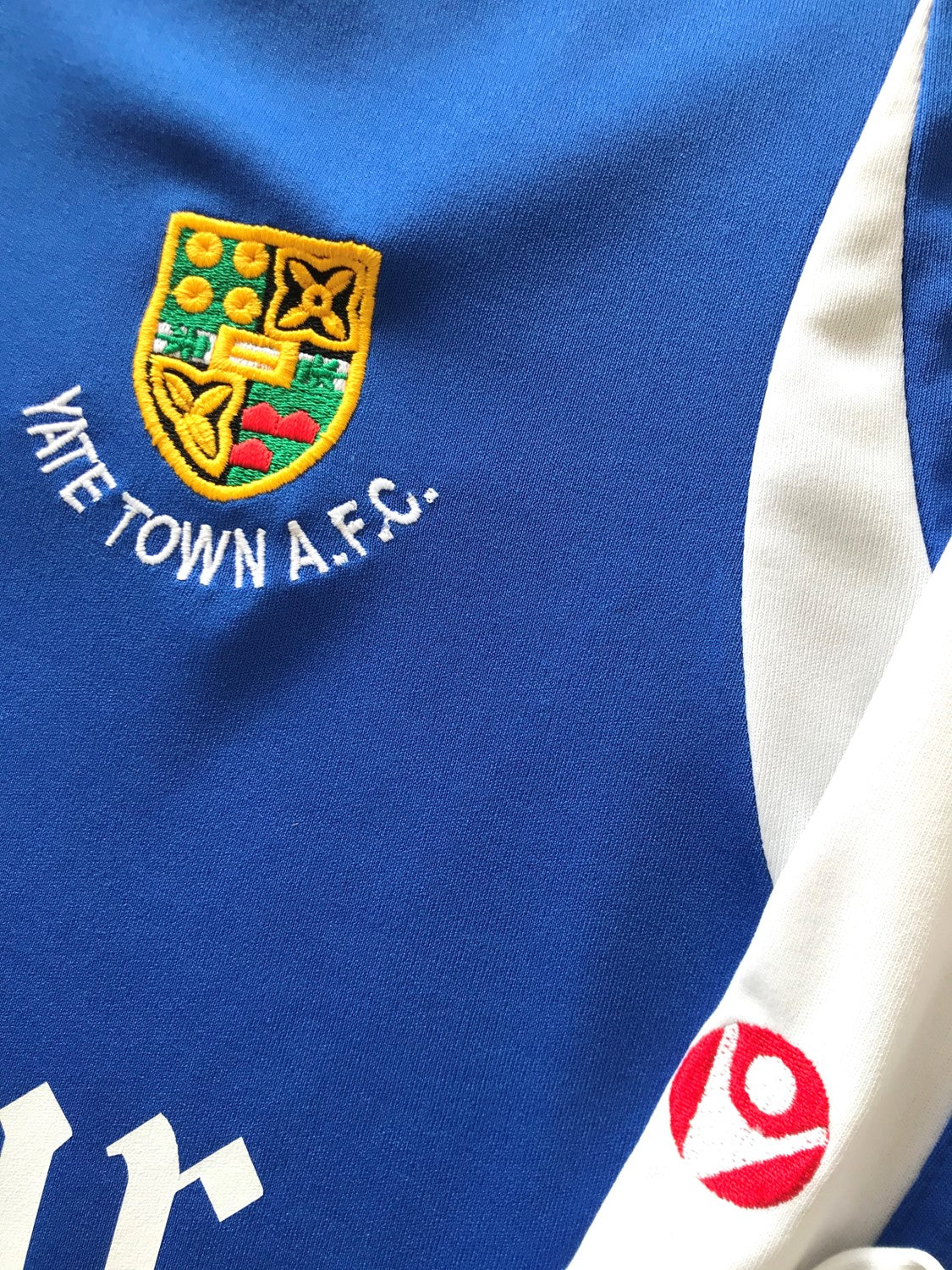 2009/10 Yate Town Home Football Shirt (XL)