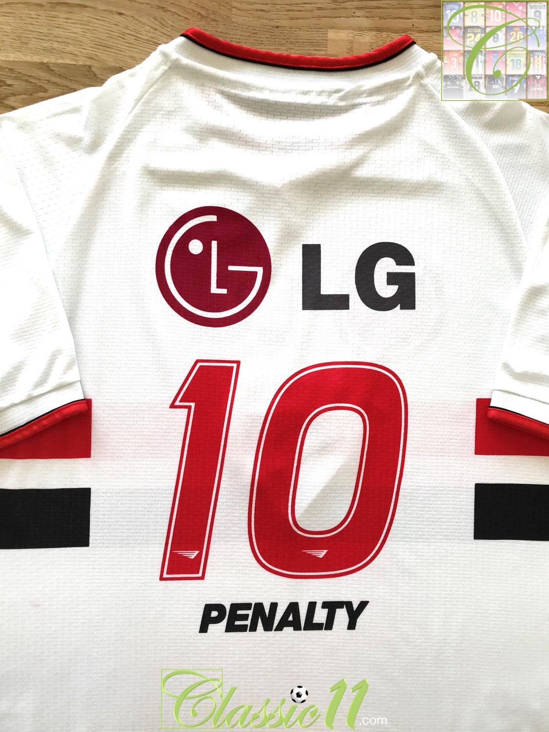 2001 Sao Paulo Home Football Shirt #10