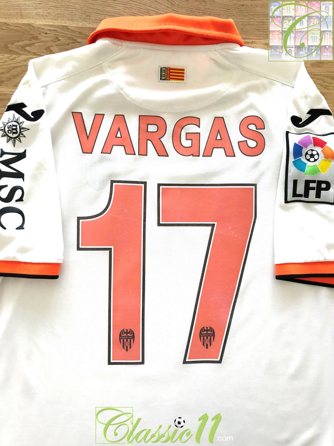 2013/14 Valencia Home La Liga Football Shirt Vargas #17 (M)