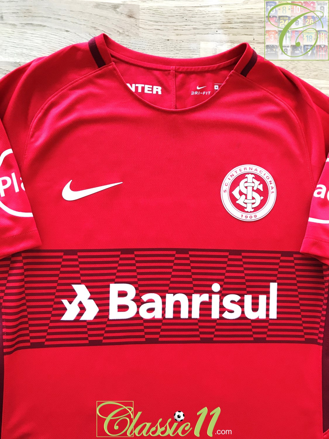 2017 Internacional Home Football Shirt Gutierrez #18 (M)