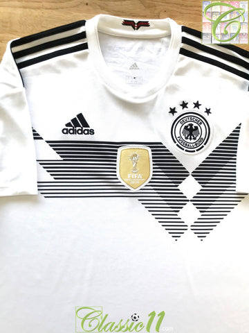 2018/19 Germany Home World Champions Football Shirt (M)